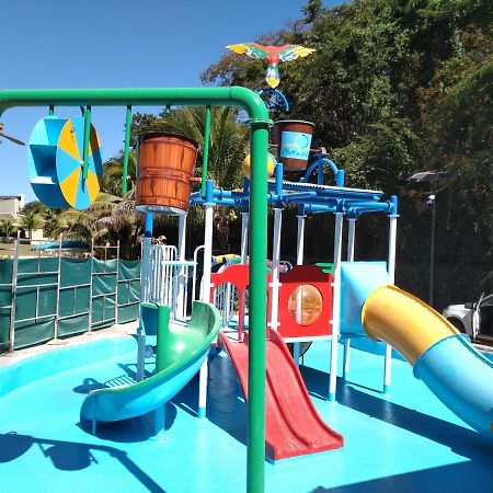 C204 Aldeia Do Lago: Lakeside Retreat with Aqua Park & EV Charging Caldas Novas Exterior photo